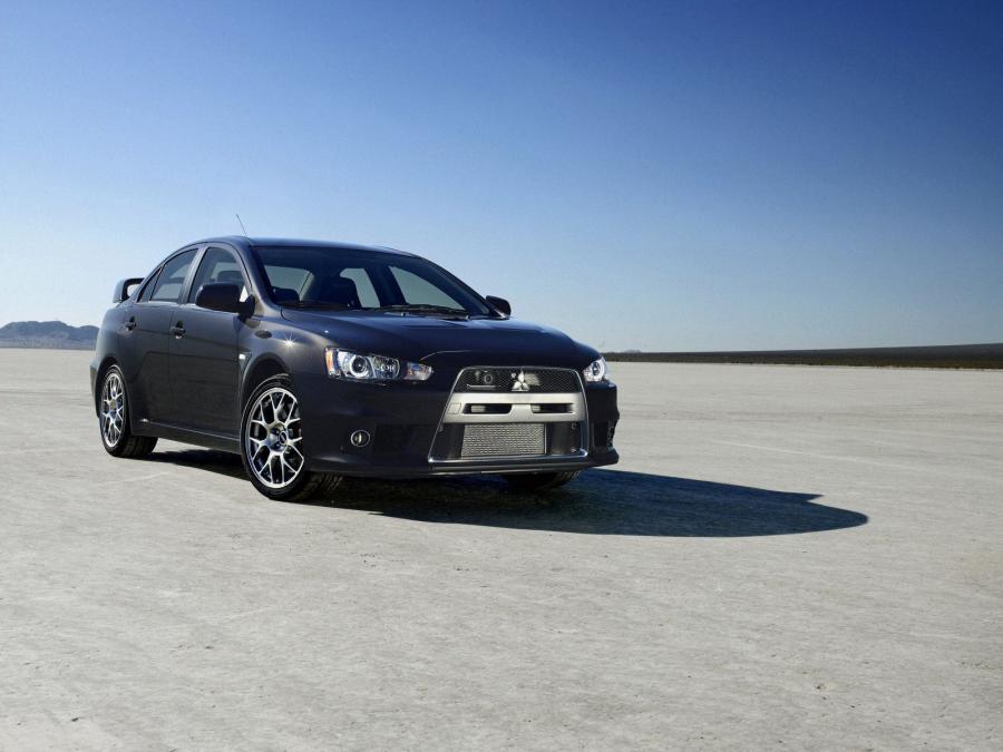  Mitsubishi Lancer Evolution X 2007 года  (фото 7 из 149)
